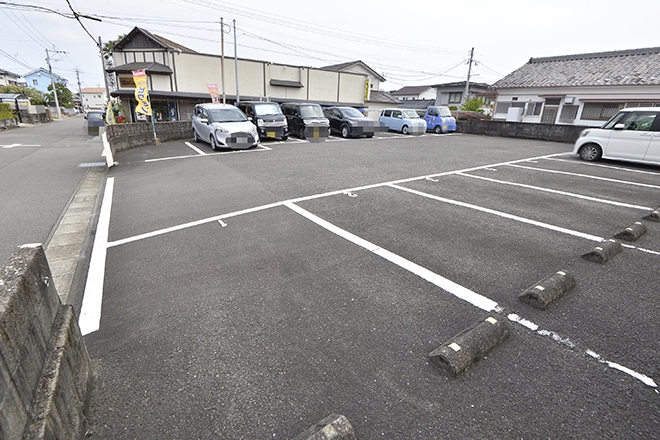 駐車場も完備しています